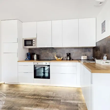 Gorgeous In Lorcher With Kitchen Holiday home Angerville-l'Orcher