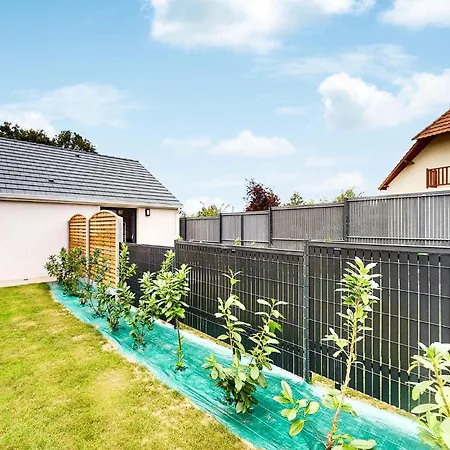 Stunning In L'orcher Holiday home Angerville-l'Orcher